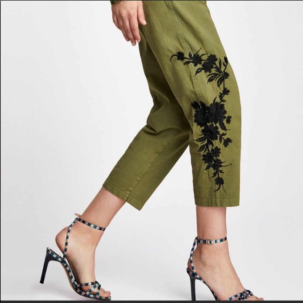 NWT Zara embroidered chinos